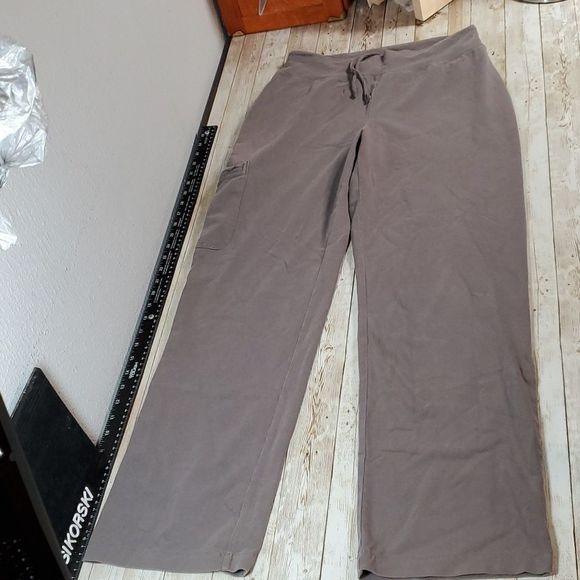 Duluth Trading Company Pull-On Cargo Pants 45022‎ Drawstring Waist Grey Comfy - Picture 1 of 9